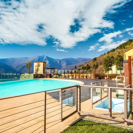 Boutique Holiday In With Swimming Pool Hébergement de vacances *